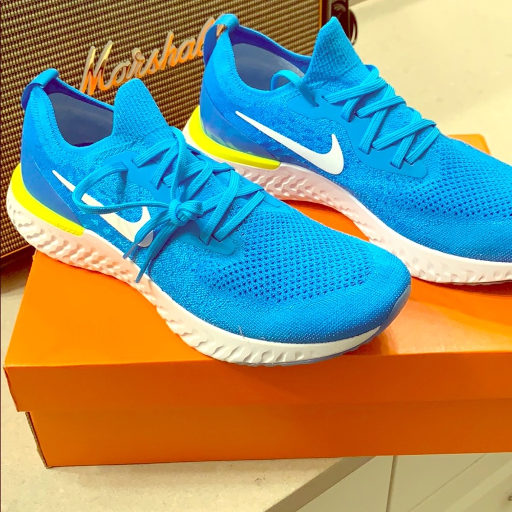 Nike Epic react flyknit- Men’s 10.5